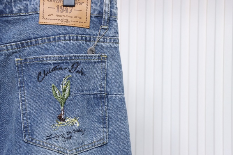 Dior CD embroidered letters plant flowers couple washed jeans