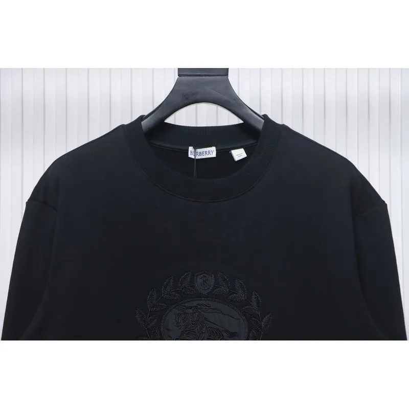Burberry BBR 24Fw Oak Horse Embroidered Crewneck Sweatshirt