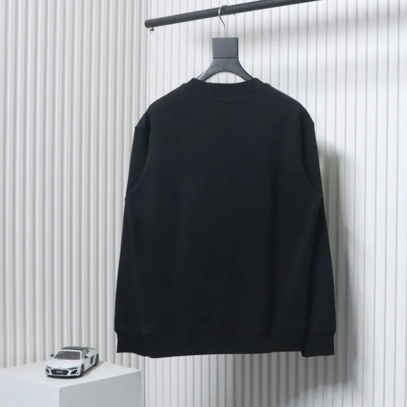 Burberry BBR 24Fw Oak Horse Embroidered Crewneck Sweatshirt