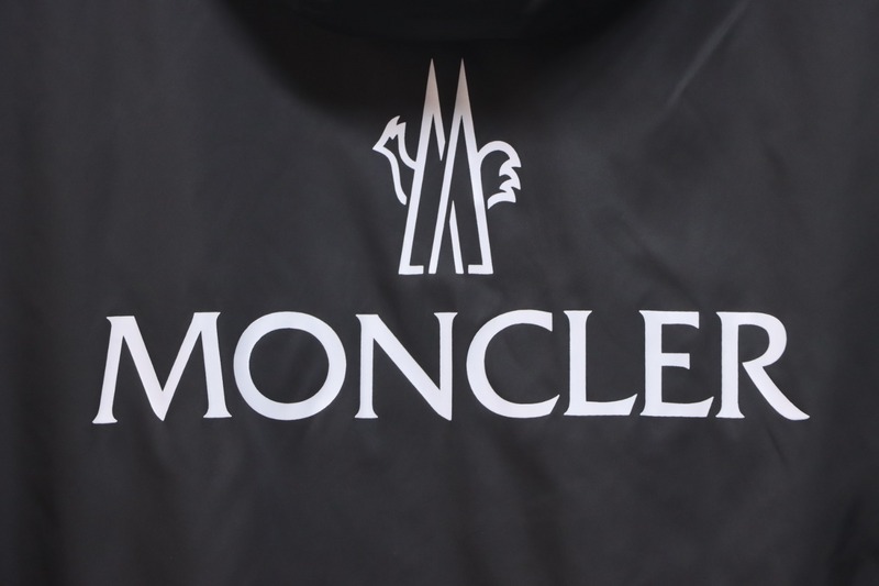 Moncler Black cotton hooded jacket with logo print on front and back