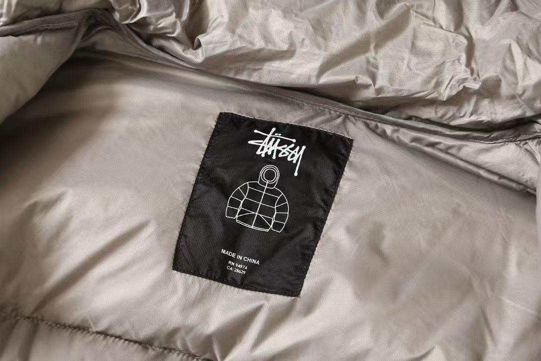 Stussy Down Jacket XB452