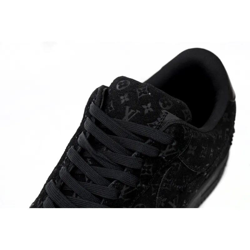 PK GOD BATCH LOUIS VUITTON x Nike Air Force 1 All Black 1A9VD7