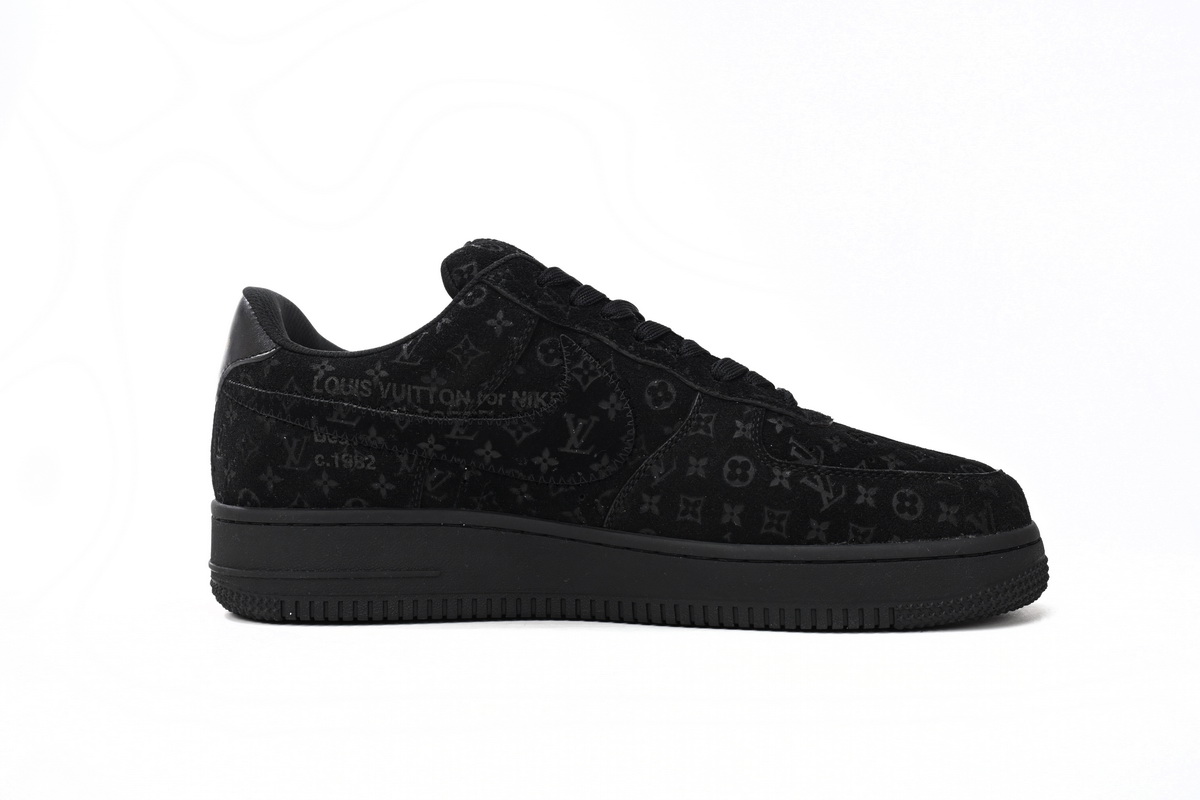 PK GOD BATCH LOUIS VUITTON x Nike Air Force 1 All Black 1A9VD7