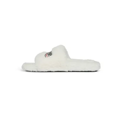 Balenciaga Furry Slides White 01