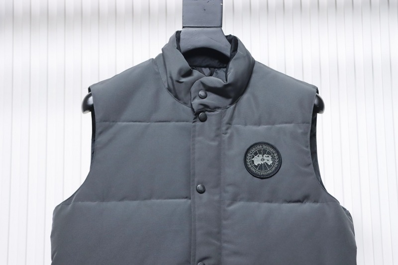 Canada Goose Black Label Vest Grey