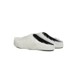 Marni Long hair Calfskin Fussbett Sabot White SBMR000600P412200W02