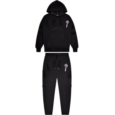 Trapstar Irongate Arch Chenille 2.0 Tracksuit Blackout 01