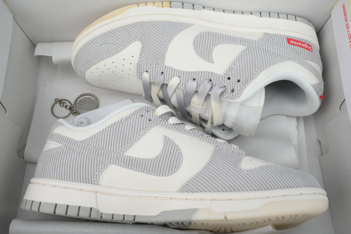 LJR Batch Nike Dunk Low x Supreme White Corduroy Hook FC1688-143