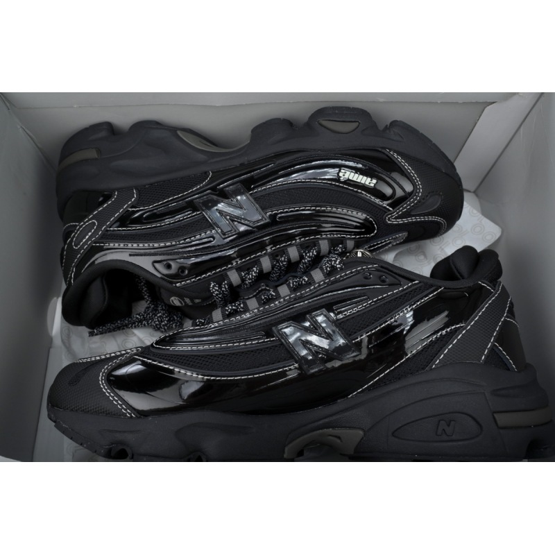 Aimé Leon Dore x 1000 'Black' M1000AD1