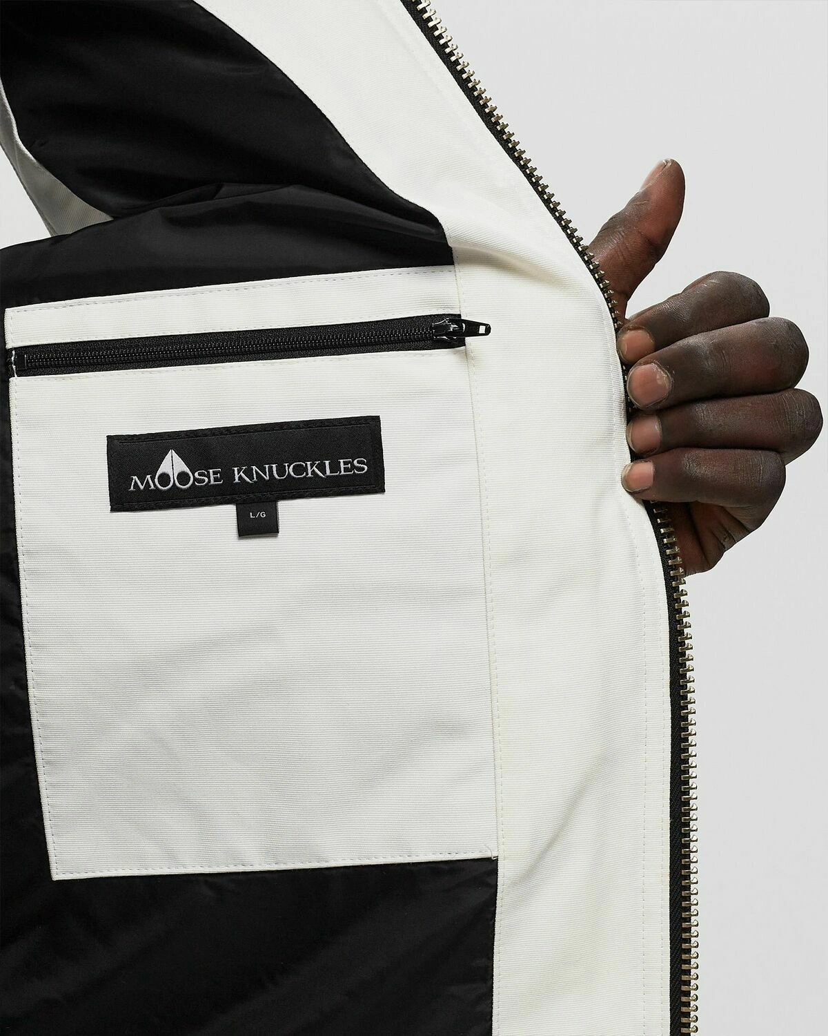 Moose Knuckles Montreal Vest White