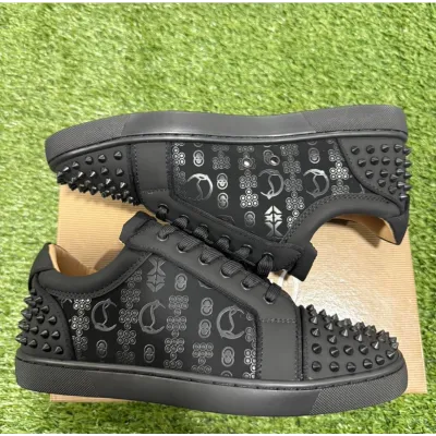 Men's Black Trainers 01