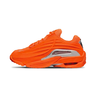 Nike Hot Step 2 Drake NOCTA Total Orange DZ7293-800 01