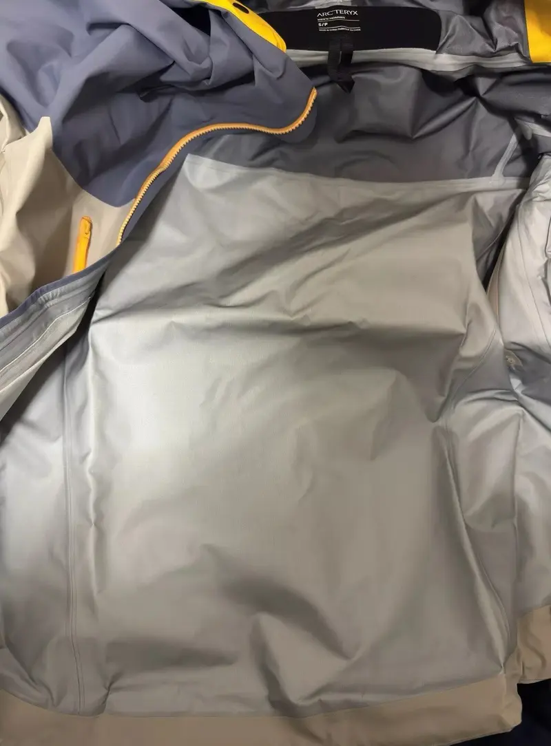 Arc'teryx Alpha SV Year of the Snake GTX Jacket LNY 2025