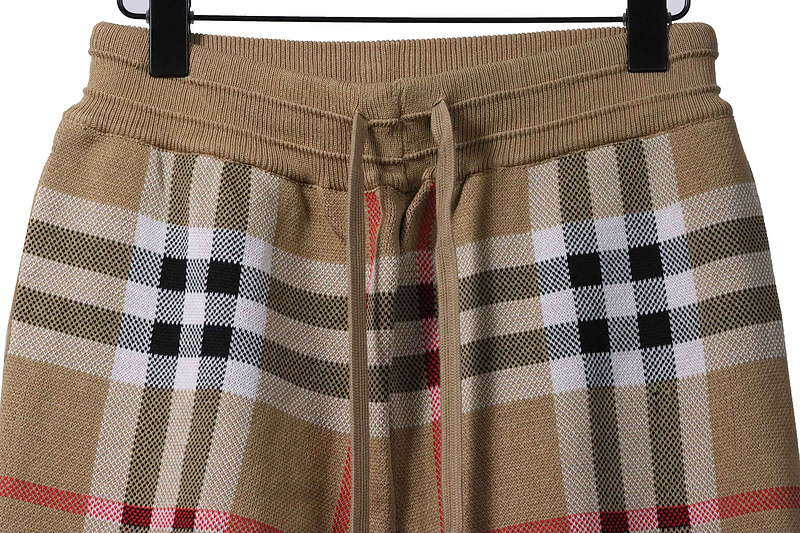 PK God Batch Burberry Classic Check Knit Shorts Red Stripe