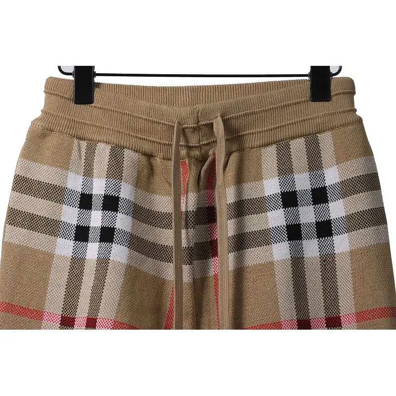 PK God Batch Burberry Classic Check Knit Shorts Red Stripe