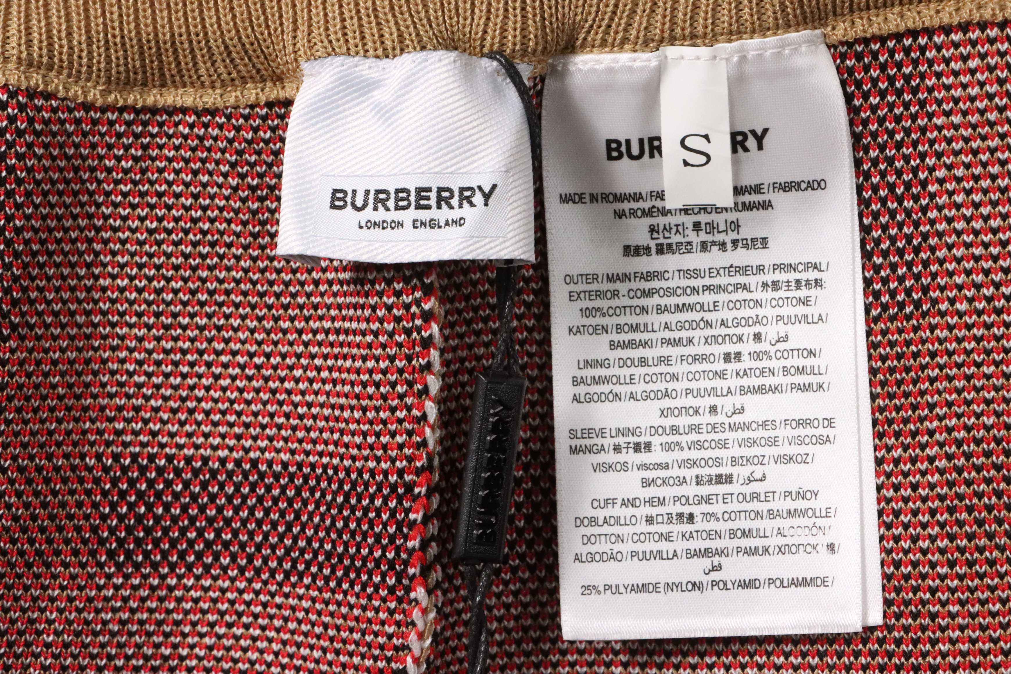 PK God Batch Burberry Classic Check Knit Shorts Red Stripe