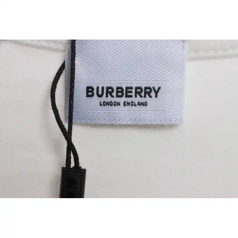 PK God Batch Burberry logo chest limited edition short sleeves white