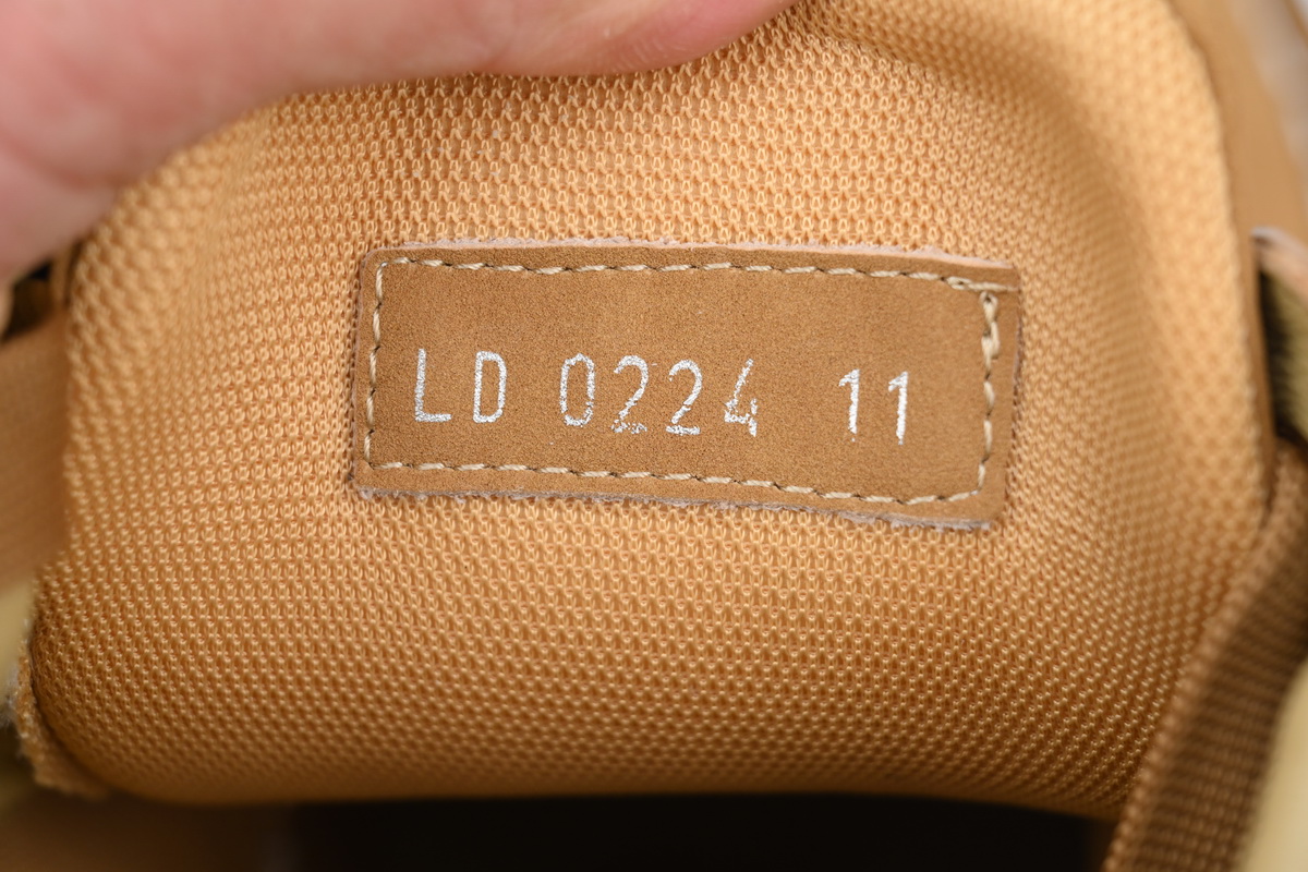 PK God Batch LOUIS VUITTON Martin boots Brown