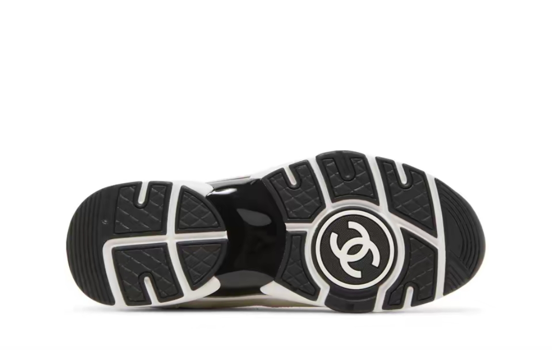 PK God Batch Chanel Low Top Trainer Suede White Black