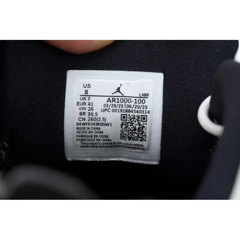 Air Jordan Courtside 23 'White Black' AR1000-100