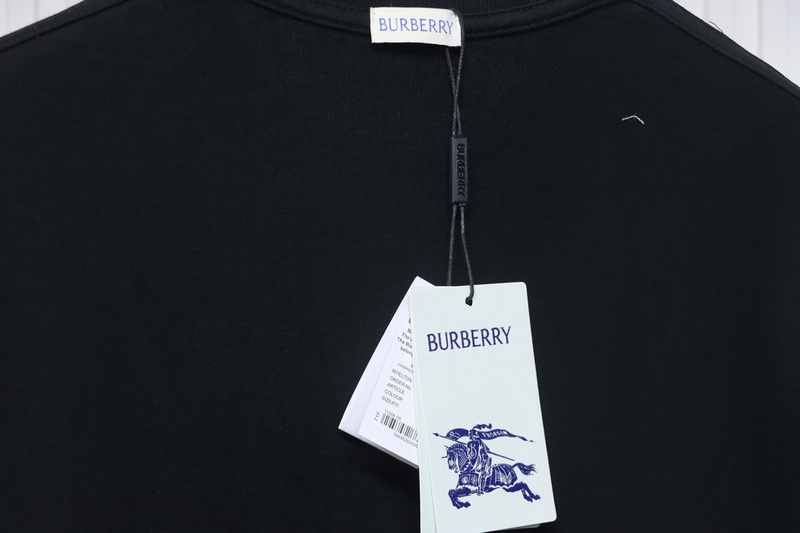 PK God Batch Burberry Black and white striped horse print short sleeves