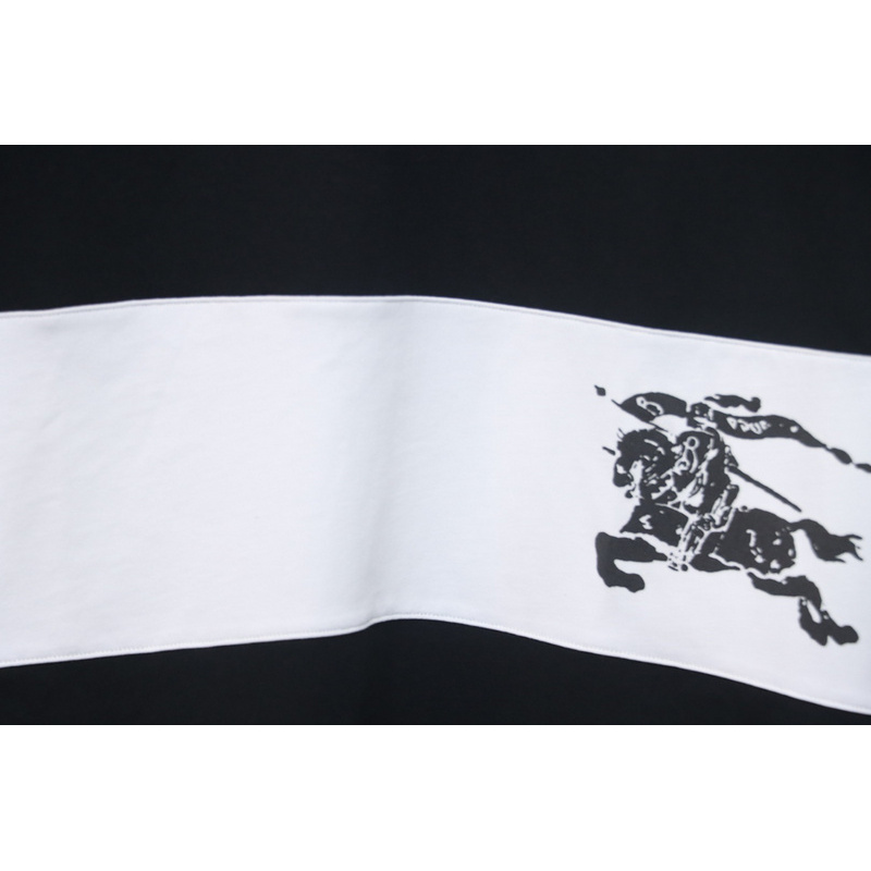 PK God Batch Burberry Black and white striped horse print short sleeves