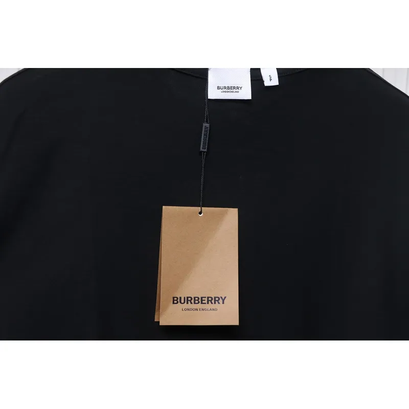 PK God Batch Burberry Spliced ​​War Horse Short Sleeve T-Shirt