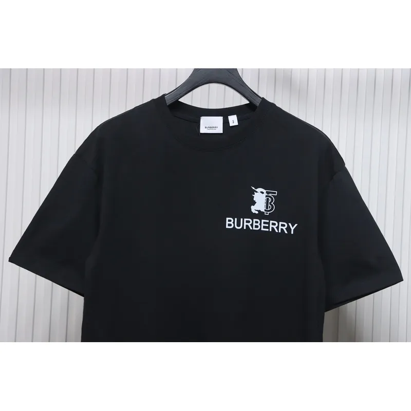 PK God Batch Burberry Spliced ​​War Horse Short Sleeve T-Shirt