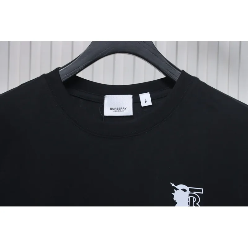 PK God Batch Burberry Spliced ​​War Horse Short Sleeve T-Shirt