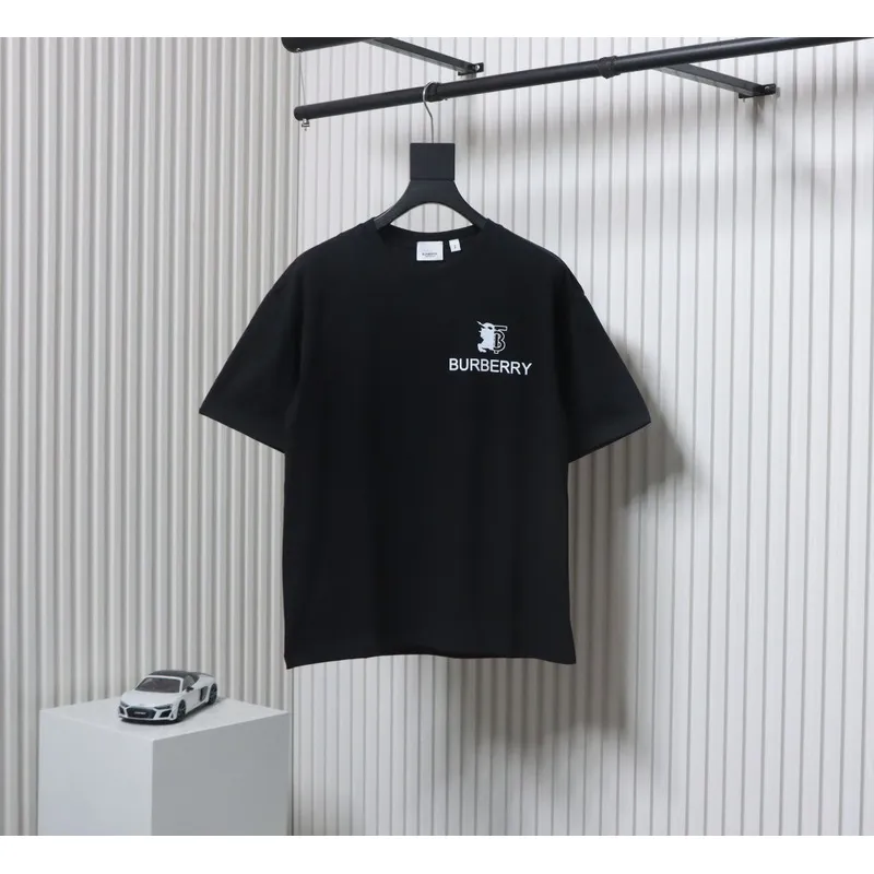 PK God Batch Burberry Spliced ​​War Horse Short Sleeve T-Shirt