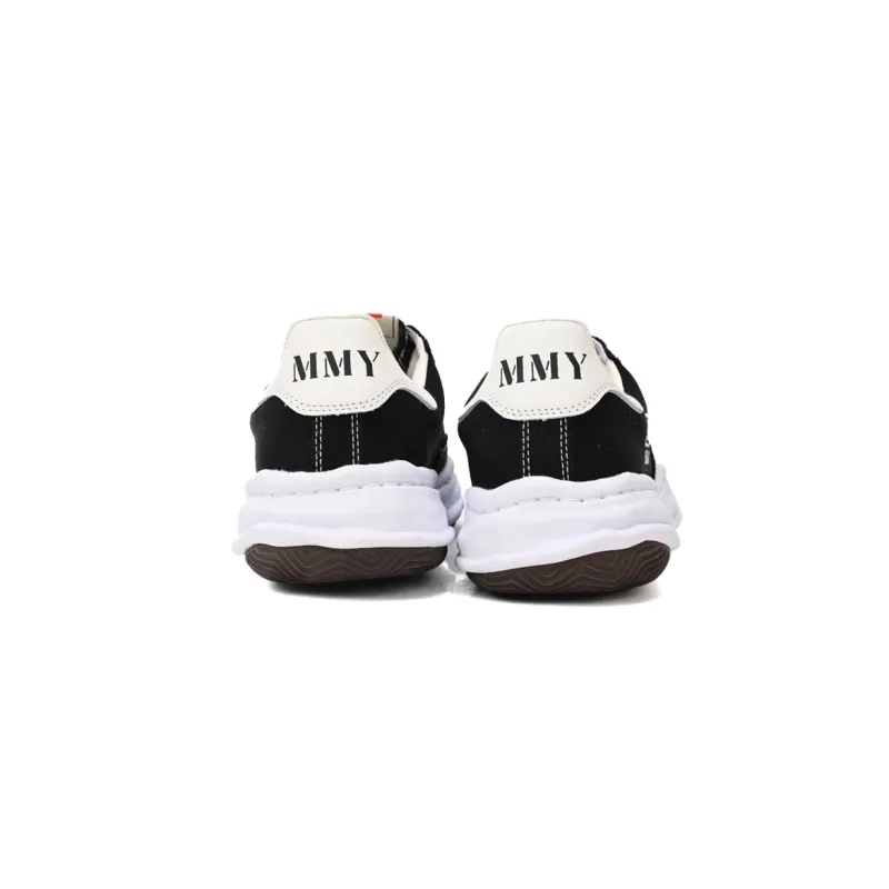 PK God Batch MIHARA YASUHIRO White And Black Background NO.762