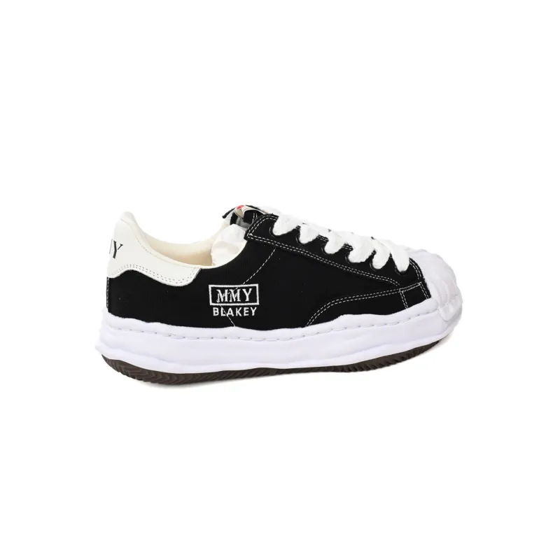 PK God Batch MIHARA YASUHIRO White And Black Background NO.762