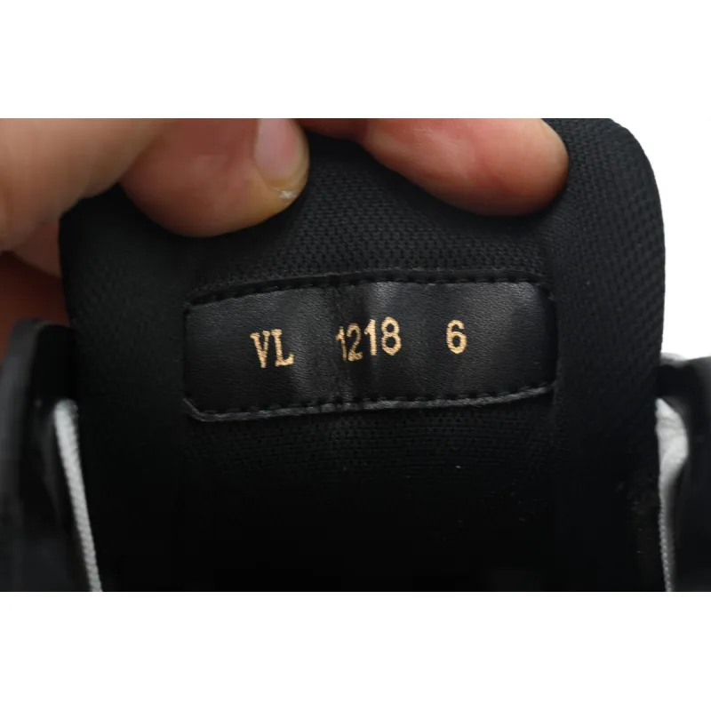 PK God Batch LOUIS VUITTON Trainer All Black Embossing 1AARER