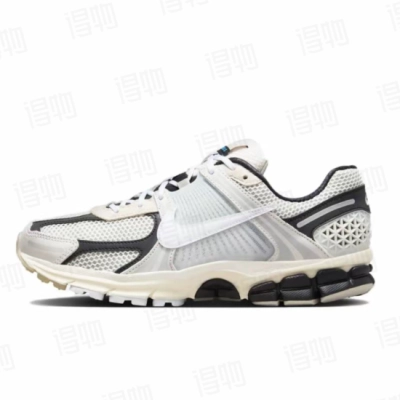 Nike Air Zoom Vomero 5 'Supersonic' FN7649-110 01