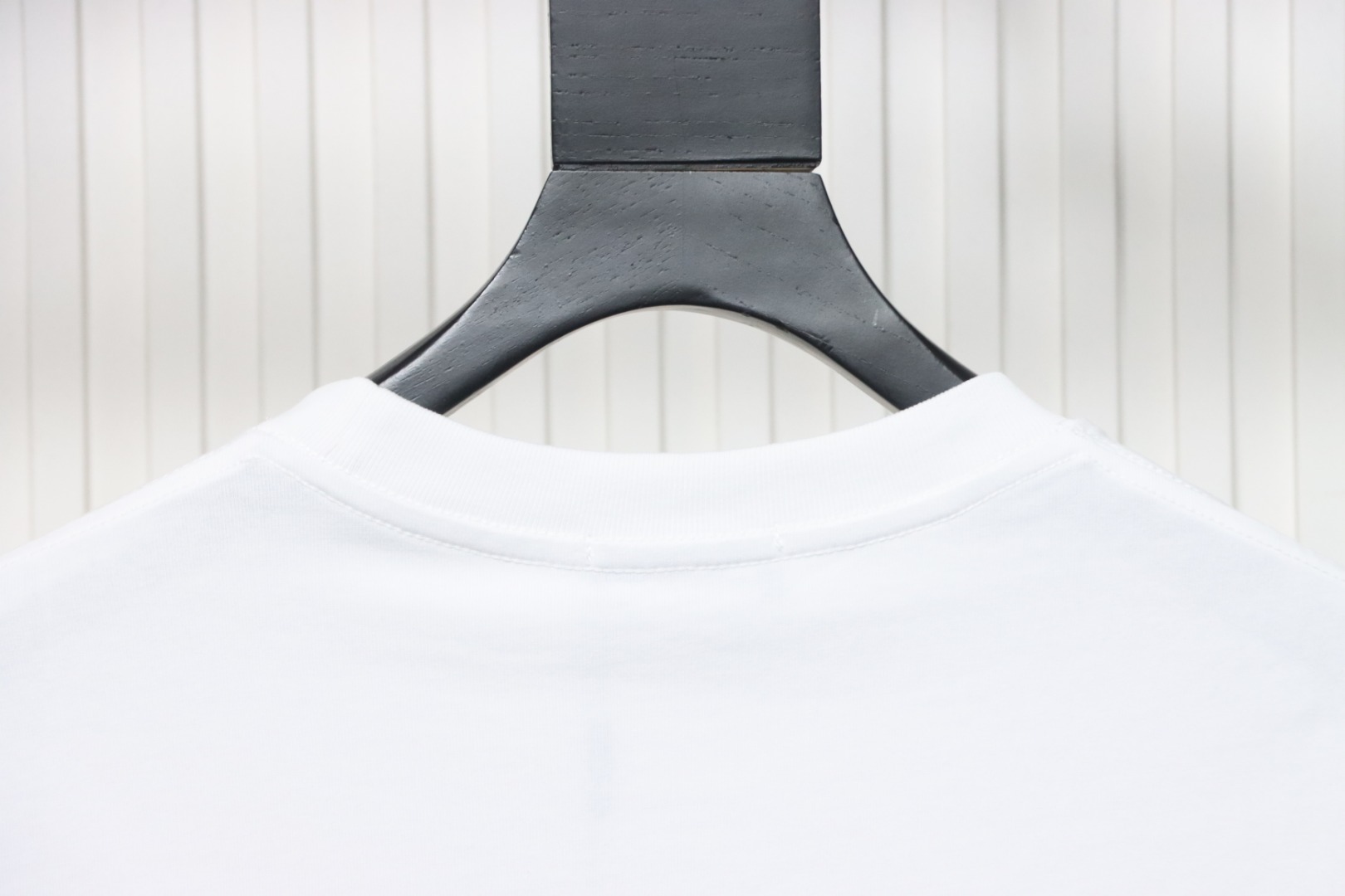 Balenciaga 25ss gradient letter embroidery short sleeve white