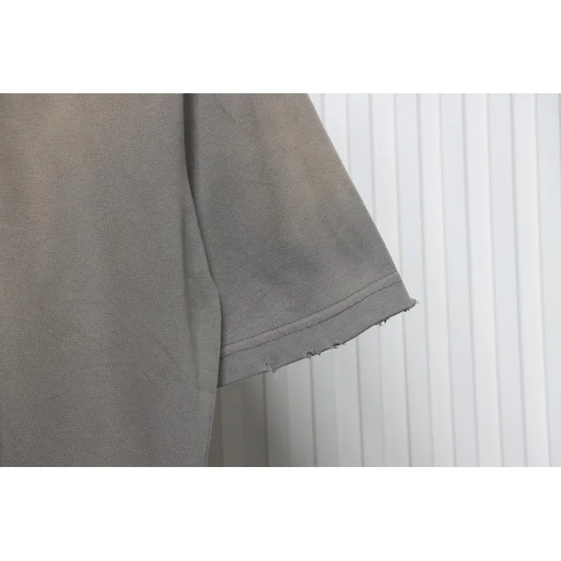 Balenciaga 25ss washed cola embroidery fried color hole short-sleeved T-shirt brown