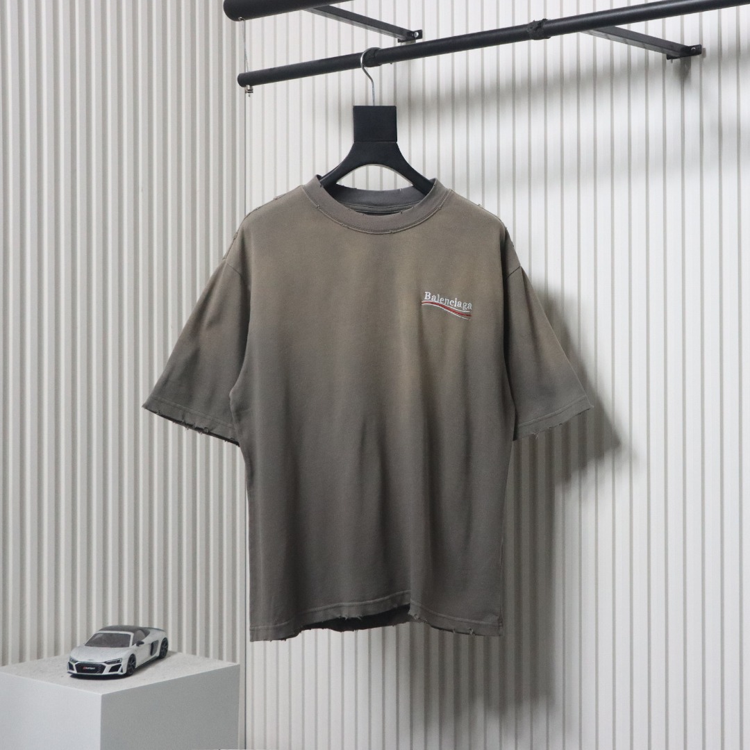 Balenciaga 25ss washed cola embroidery fried color hole short-sleeved T-shirt brown