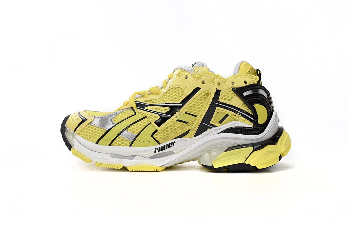 PK God Batch Balenciaga Runner Black Yellow 677402 W2RD3 0510