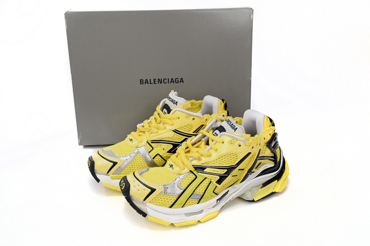 PK God Batch Balenciaga Runner Black Yellow 677402 W2RD3 0510