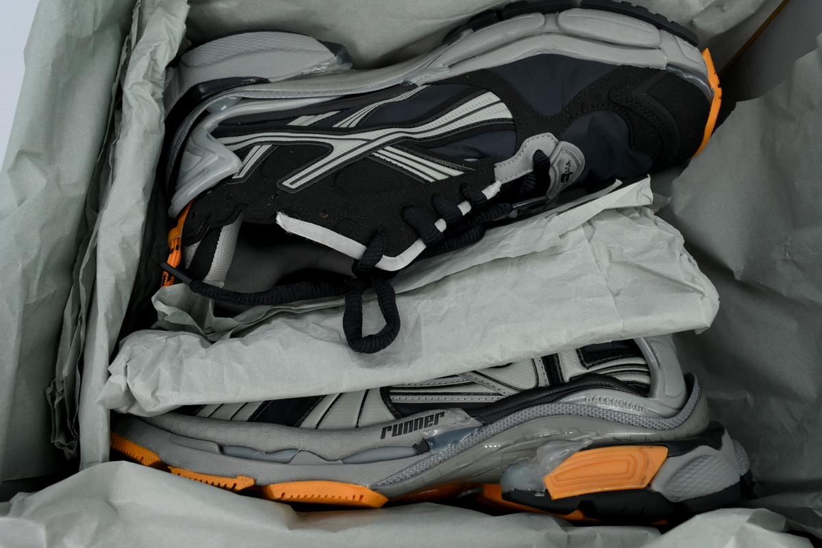 PK God Batch Balenciaga Runner Sneaker 'Black Fluo Orange' 772774 W3RNY 1878