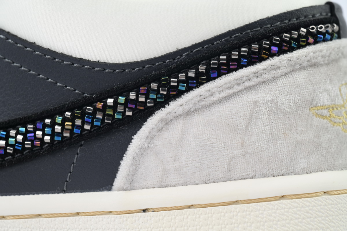 PKstockx Air Jordan 1 Low SE 'Beaded Swoosh' DV1762-001