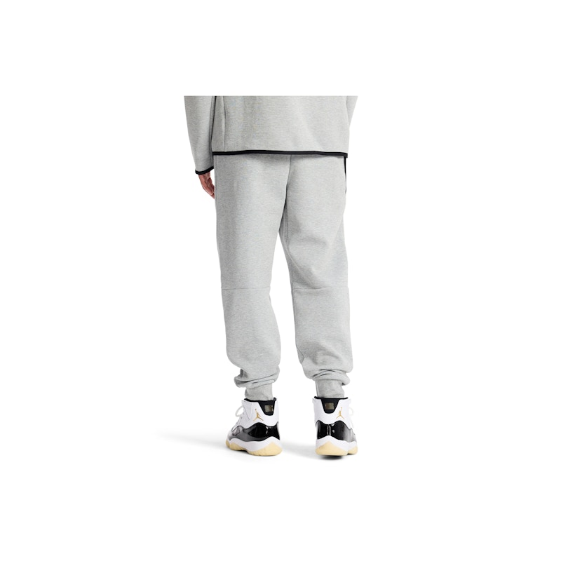 Nike Sportswear Tech Fleece Full Zip Hoodie & Joggers Set Grey