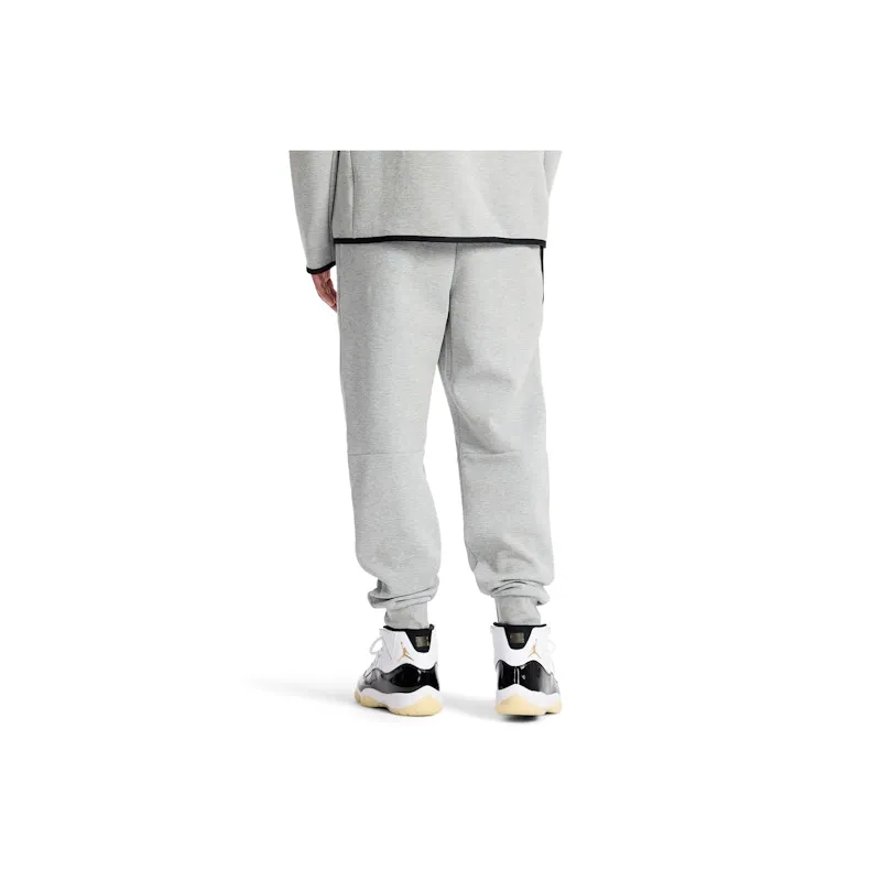 Nike Sportswear Tech Fleece Full Zip Hoodie & Joggers Set Grey