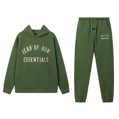  Fear of God Essentials Fleece II Hoodie & Sweatpant Set  Green 01