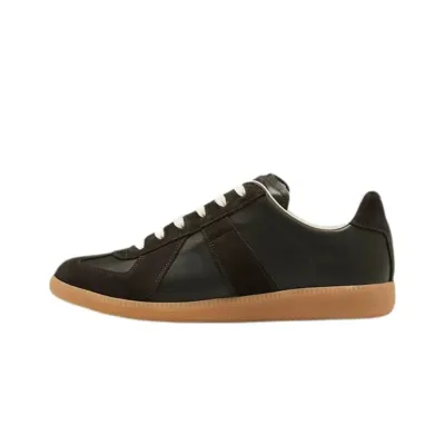 Maison Margiela low-top leather sneakers 01