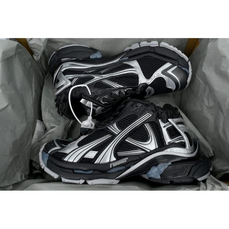 PK God Batch Balenciaga Runner Sneaker Dark Gray 772767 W3RNY 0322