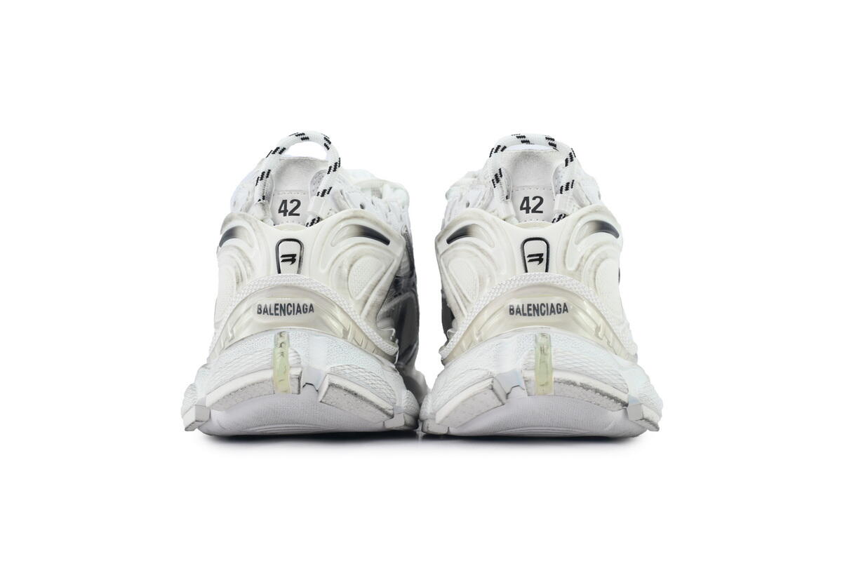 PK God Batch Balenciaga Runner Sneaker 'Gradient - White Black' 772774 WRUNG 9010