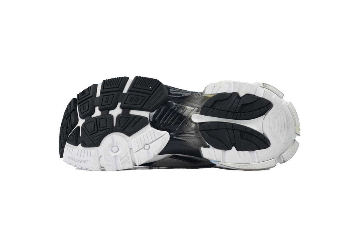 PK God Batch Balenciaga Runner Sneaker 'Gradient - White Black' 772774 WRUNG 9010