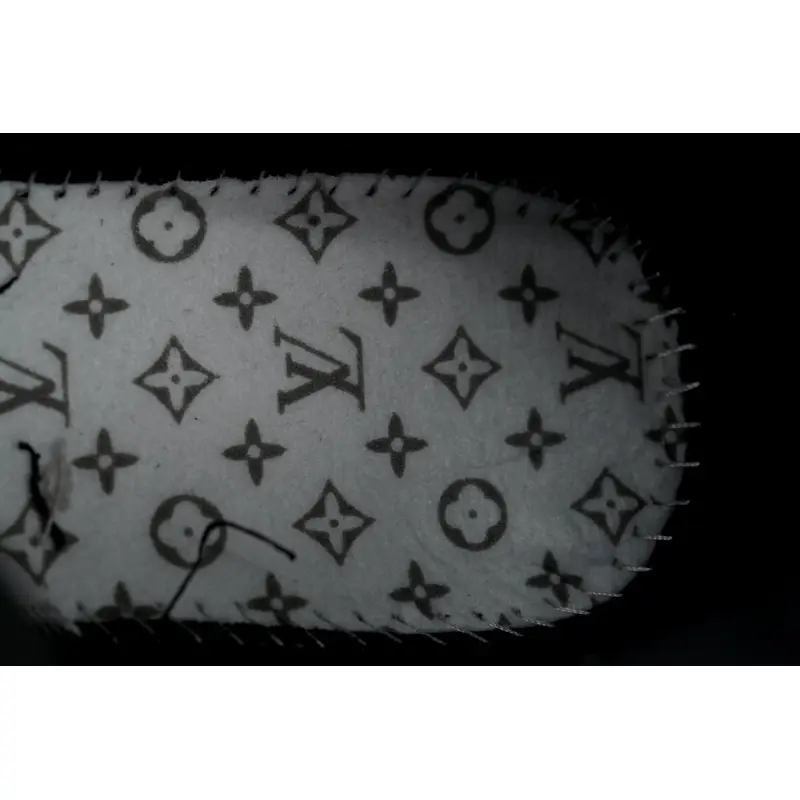PK God Batch Louis Vuitton Skate Horse Hair Black Diamond