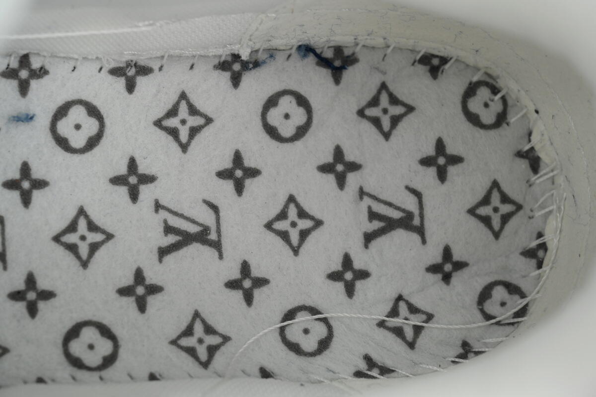 PK God Batch Louis Vuitton Skate Horse Hair Blue Diamond